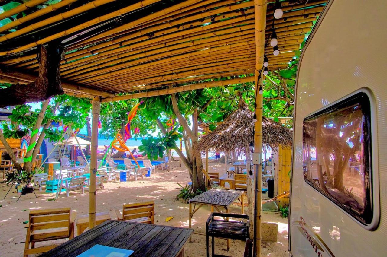 Beach House Camp Nacsomtien Kültér fotó